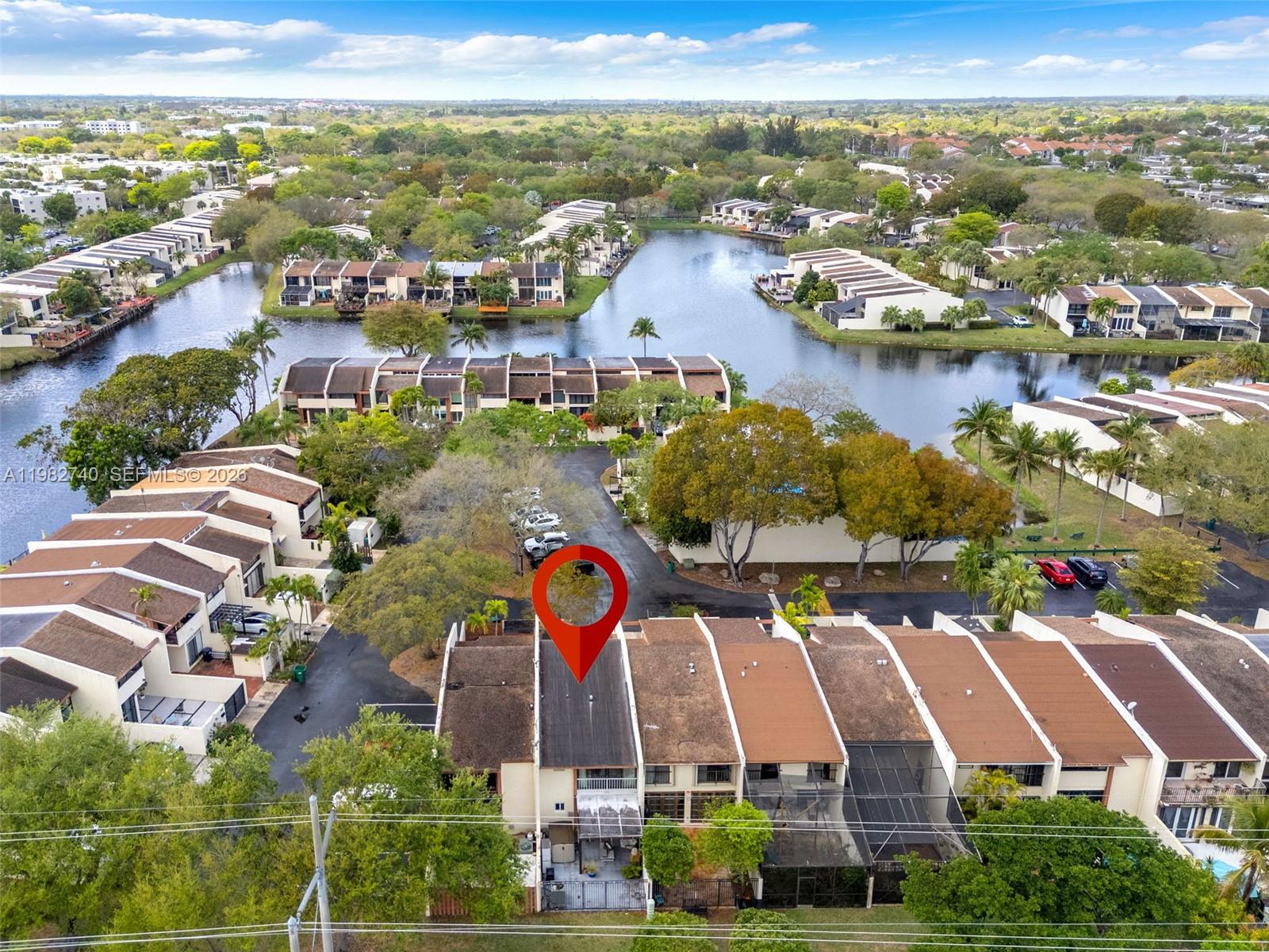 7825 Southwest 103rd Place Miami, FL 33173 - Photo 34 of 47