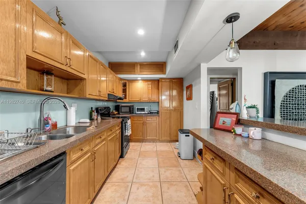 $589,900 | 7825 Southwest 103rd Place, Miami, FL 33173