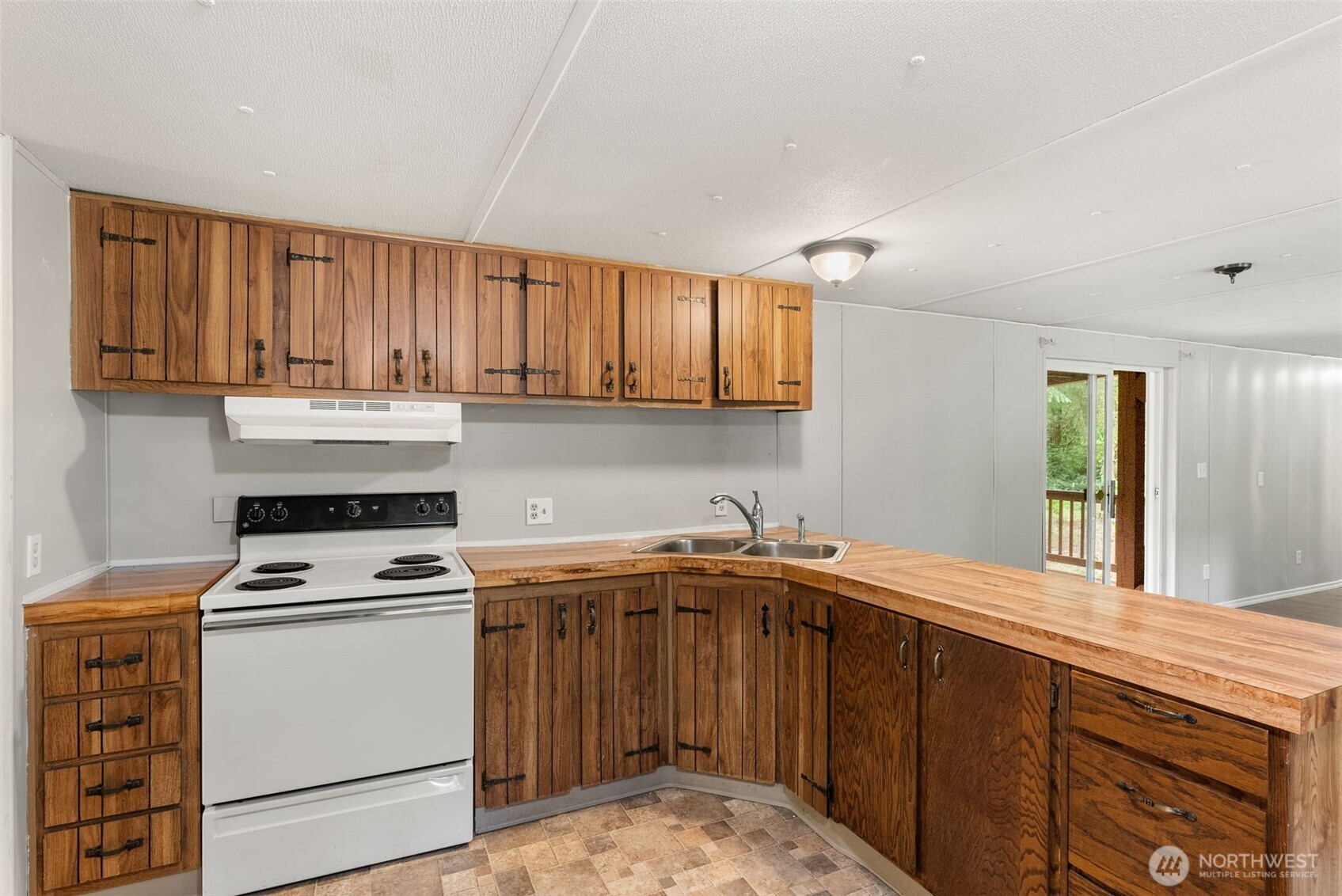 213 Sommerville Road Chehalis, WA 98532 - Photo 9 of 33