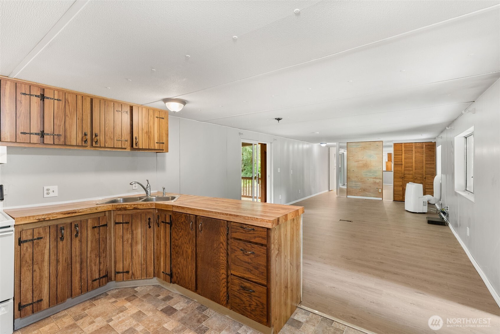 213 Sommerville Road Chehalis, WA 98532 - Photo 10 of 33