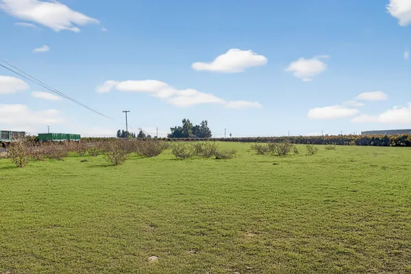 $925,000 | 15185 Curry Avenue, Lodi, CA 95240