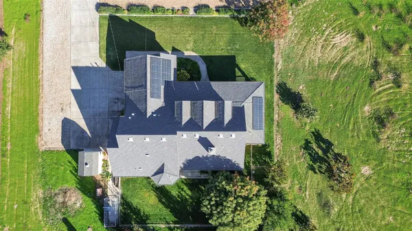 $925,000 | 15185 Curry Avenue, Lodi, CA 95240