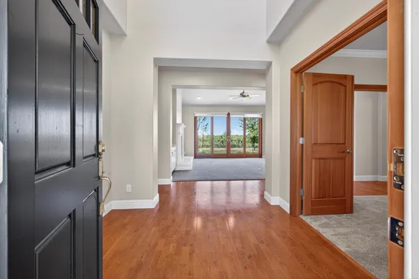 $925,000 | 15185 Curry Avenue, Lodi, CA 95240