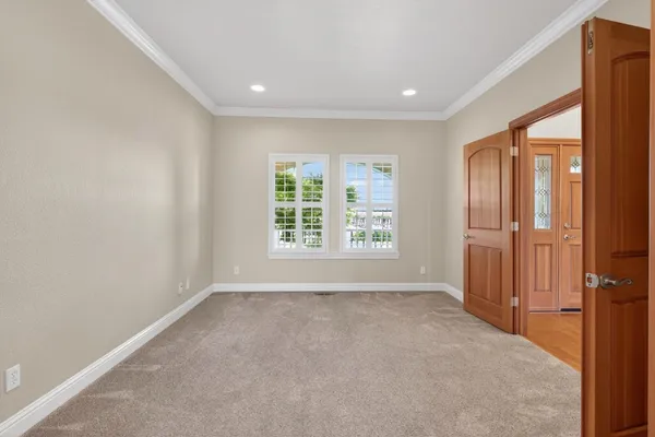 $925,000 | 15185 Curry Avenue, Lodi, CA 95240