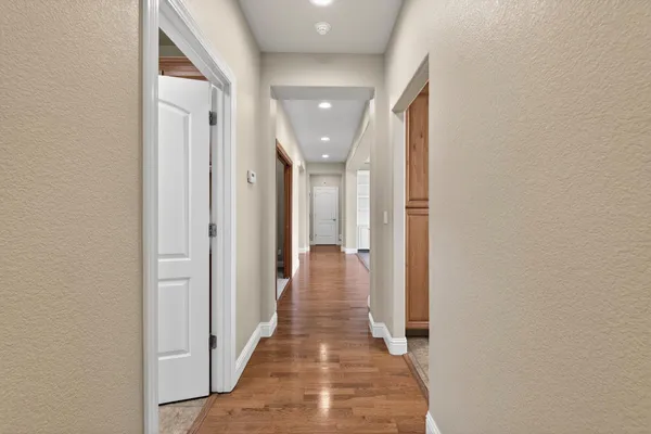 $925,000 | 15185 Curry Avenue, Lodi, CA 95240