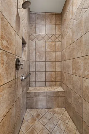 $925,000 | 15185 Curry Avenue, Lodi, CA 95240