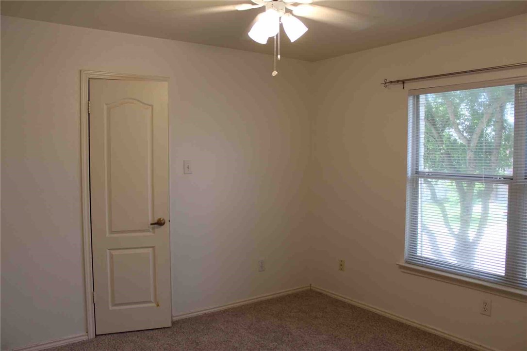 6608 Marble Creek Loop Austin, TX 78747 - Photo 10 of 13 Gallery Image 10