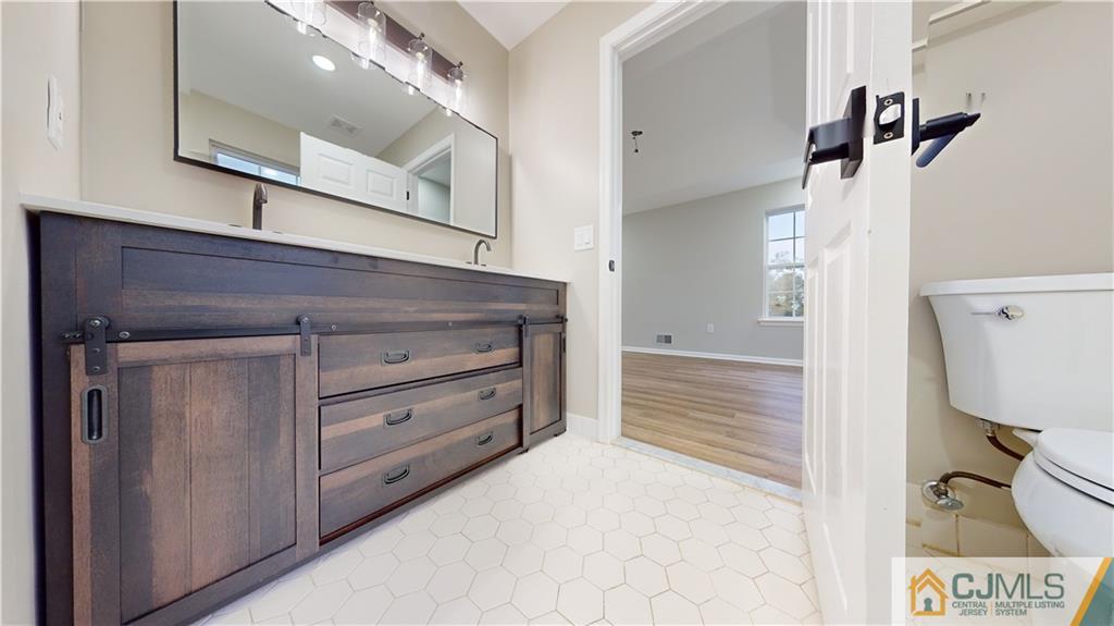 2405 Timber Ridge Court, Unit 2405 Sayreville, NJ 08859 - Photo 16 of 29 a view of a walk in closet