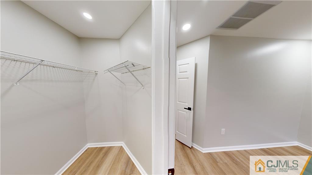 2405 Timber Ridge Court, Unit 2405 Sayreville, NJ 08859 - Photo 17 of 29