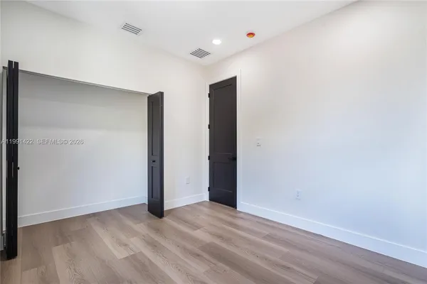 a big room with closet area