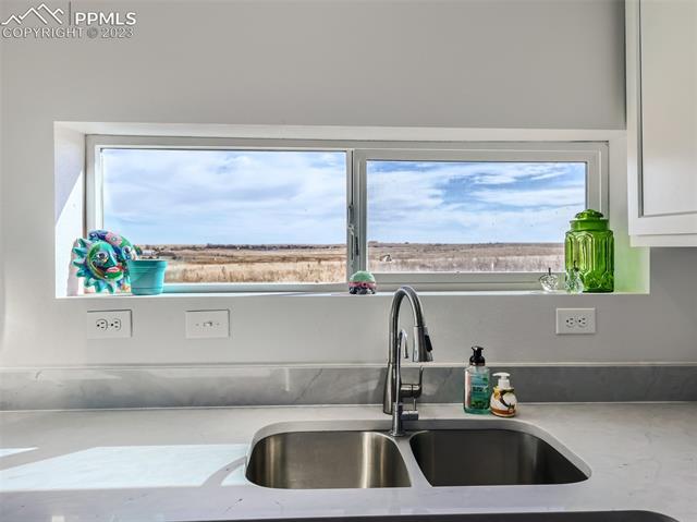 30207 Antioch Road Yoder, CO 80864 - Photo 5 of 26 Kitchen