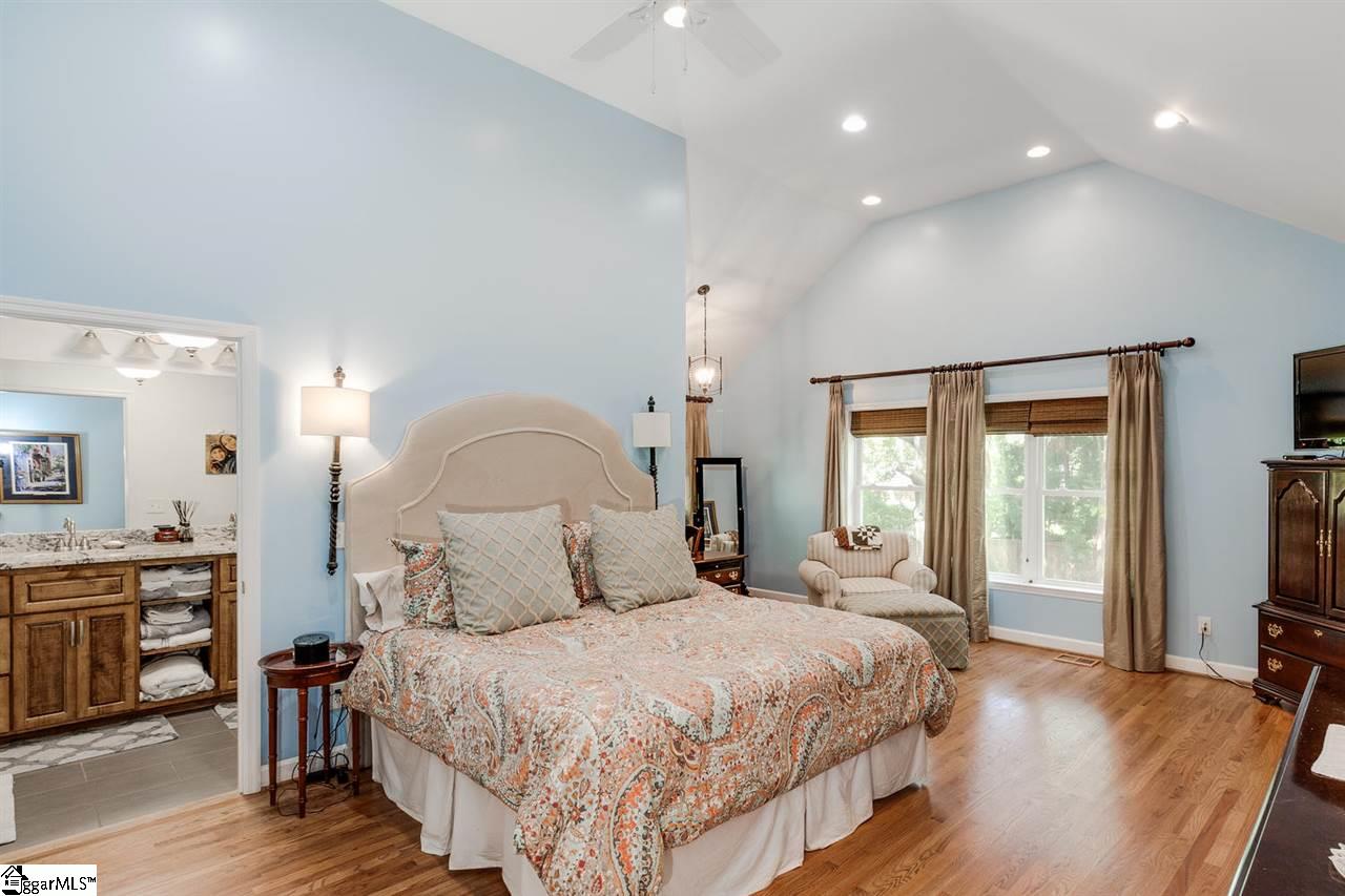 506 Wembley Road Greenville, SC 29607 - Photo 22 of 35