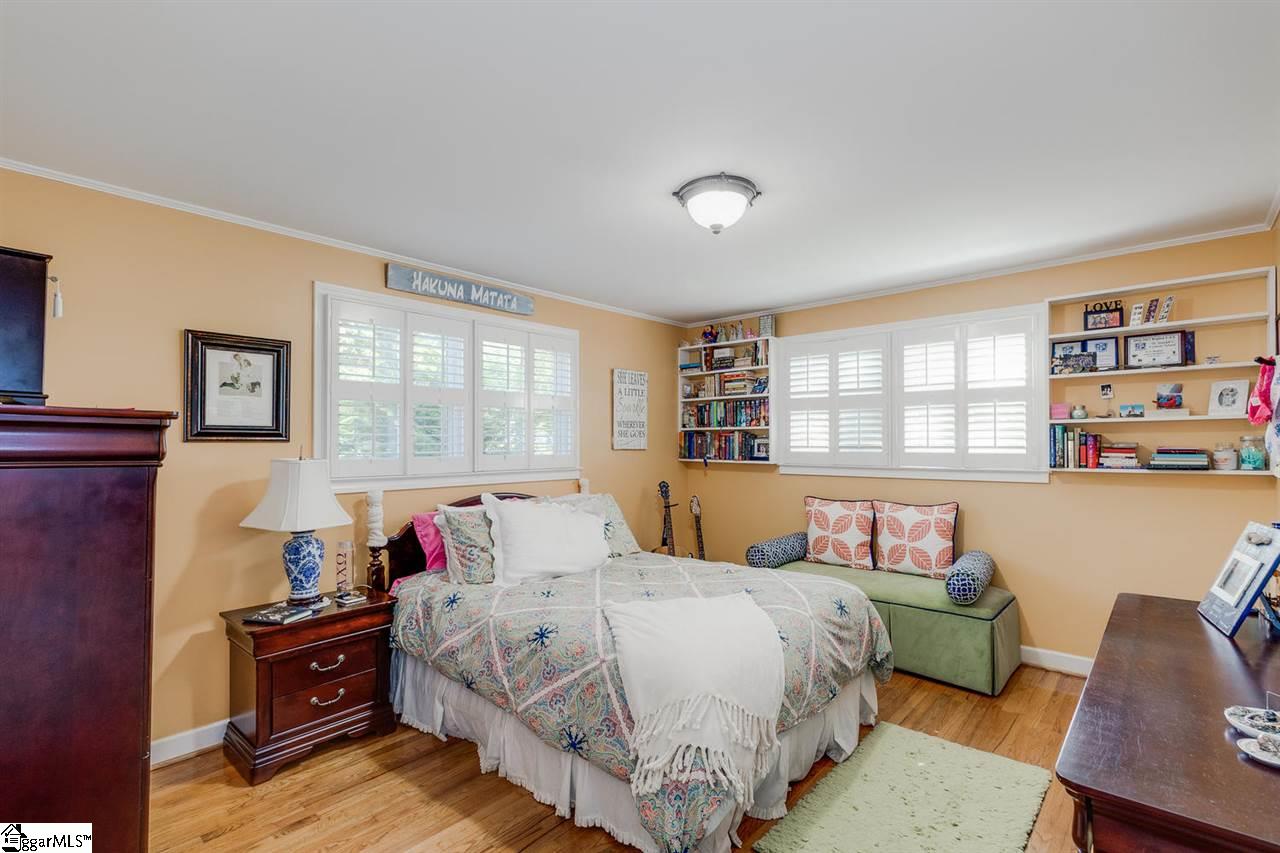 506 Wembley Road Greenville, SC 29607 - Photo 25 of 35