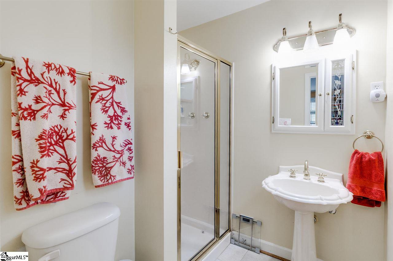 506 Wembley Road Greenville, SC 29607 - Photo 26 of 35