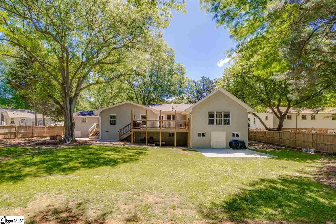 506 Wembley Road Greenville, SC 29607 - Photo 4 of 35