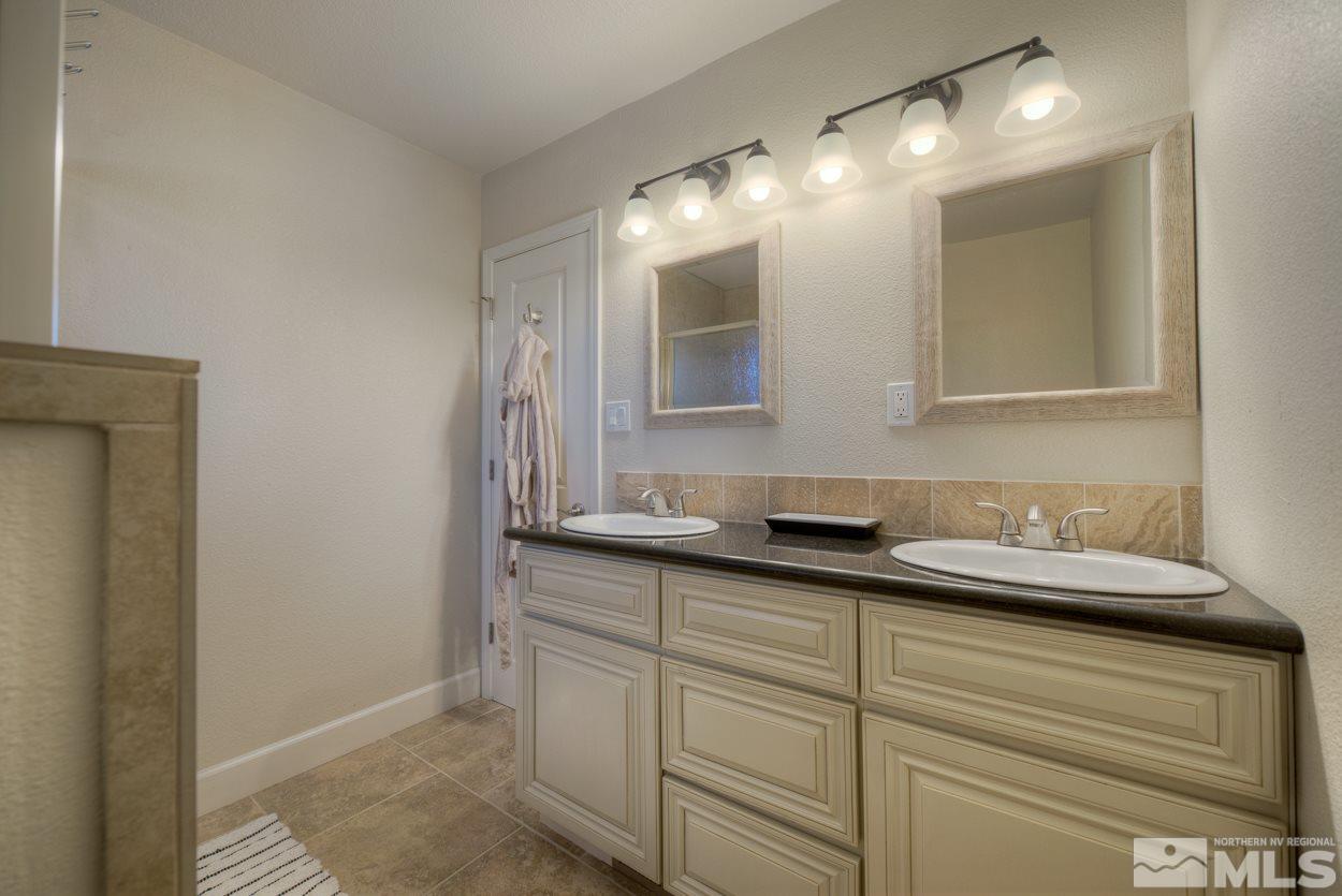 2725 Gellert Drive Reno, NV 89503 - Photo 13 of 25 Photo 13