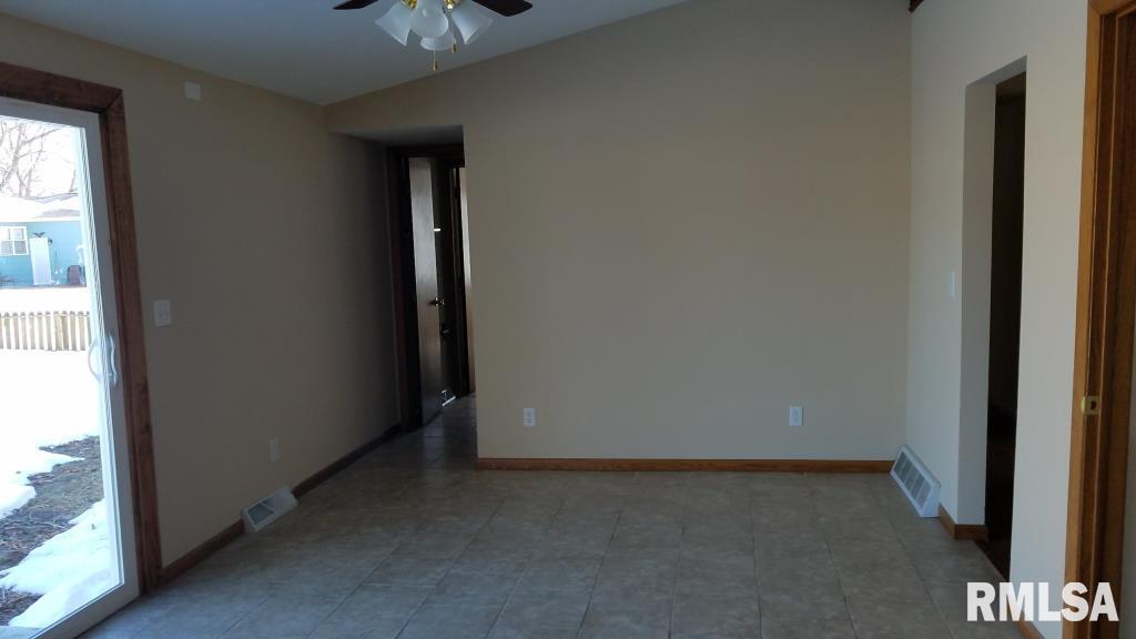 14140 Wolf Road Geneseo, IL 61254 - Photo 12 of 21