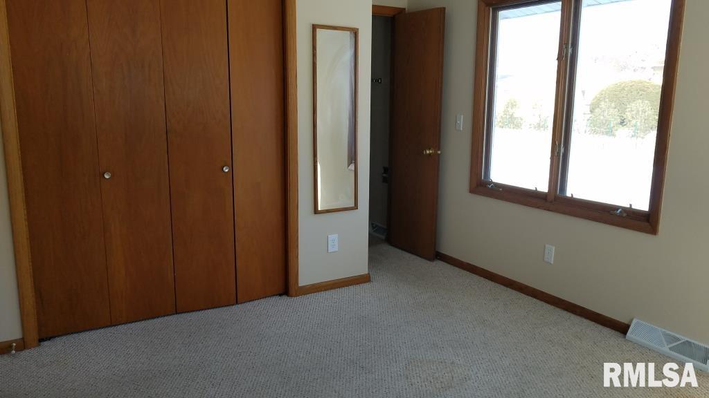 14140 Wolf Road Geneseo, IL 61254 - Photo 17 of 21