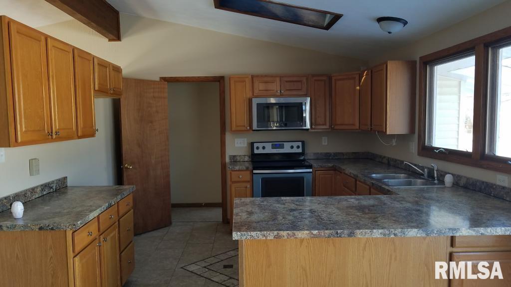 14140 Wolf Road Geneseo, IL 61254 - Photo 3 of 21