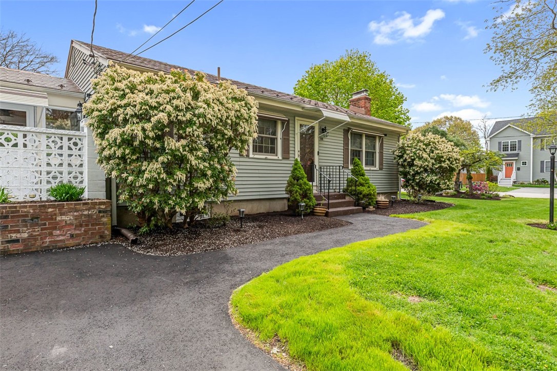 48 Barker Street Warwick, RI 02888 - Photo 2 of 41