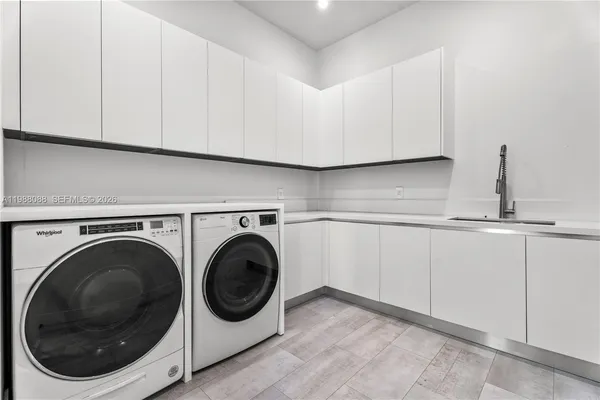 $8,970,000 | 6285 Old Cutler Road, Pinecrest, FL 33156