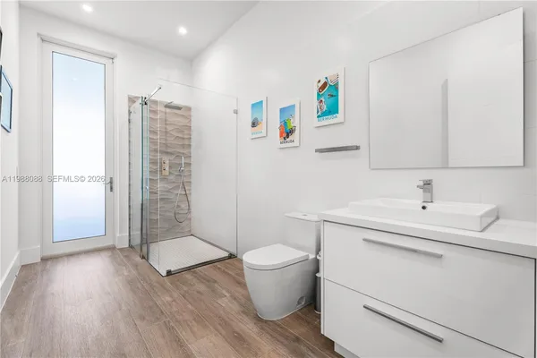 $8,970,000 | 6285 Old Cutler Road, Pinecrest, FL 33156