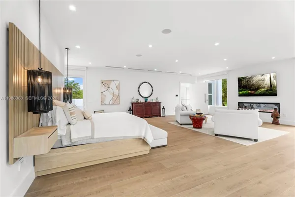 $8,970,000 | 6285 Old Cutler Road, Pinecrest, FL 33156