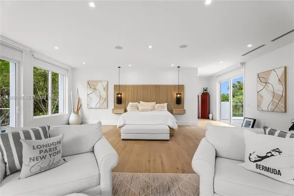 $8,970,000 | 6285 Old Cutler Road, Pinecrest, FL 33156