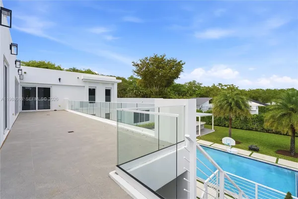 $8,970,000 | 6285 Old Cutler Road, Pinecrest, FL 33156