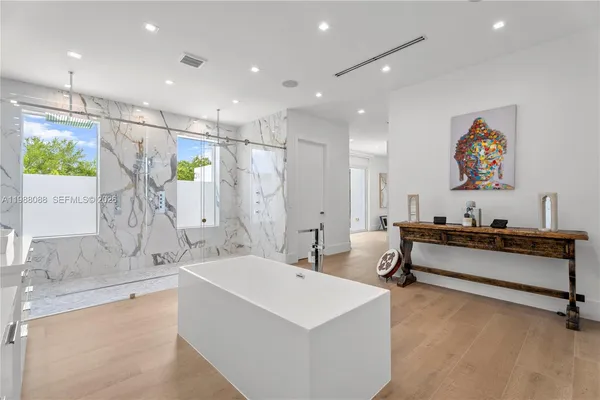 $8,970,000 | 6285 Old Cutler Road, Pinecrest, FL 33156