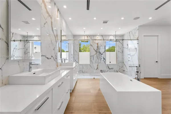 $8,970,000 | 6285 Old Cutler Road, Pinecrest, FL 33156