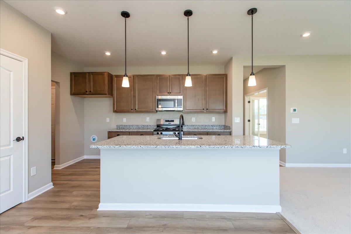 1551 Georgia Road Circleville, OH 43113 - Photo 5 of 41 04-Kitchen