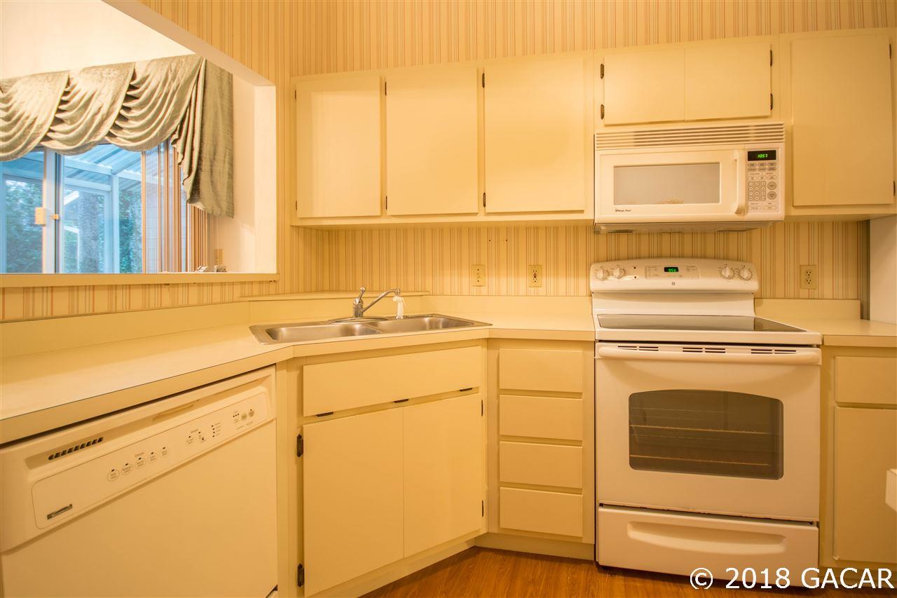 4933 Southwest 10th Lane Gainesville, FL 32607 - Photo 6 of 20 Gallery Image 6