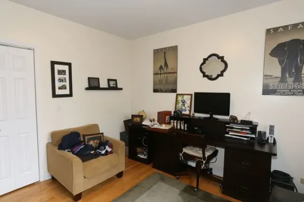 $3,500 | 3655 North Southport Avenue, Unit 2N, Chicago, IL 60613