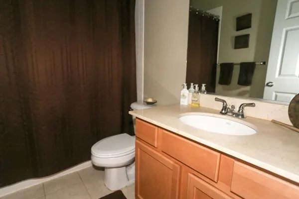 $3,500 | 3655 North Southport Avenue, Unit 2N, Chicago, IL 60613