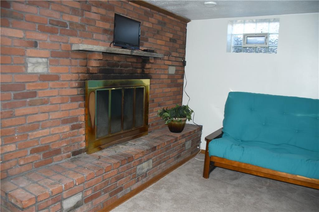 1315 Country Club Road Monongahela, PA 15063 - Photo 23 of 25 Gallery Image 23