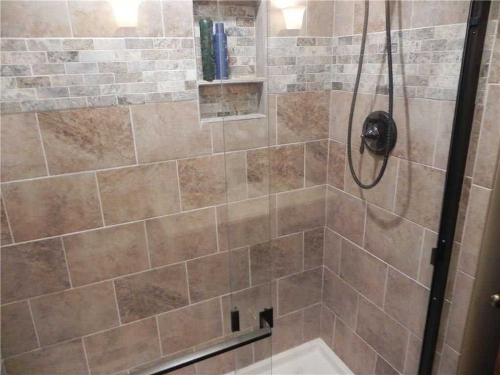 1315 Country Club Road Monongahela, PA 15063 - Photo 10 of 25 Gallery Image 10