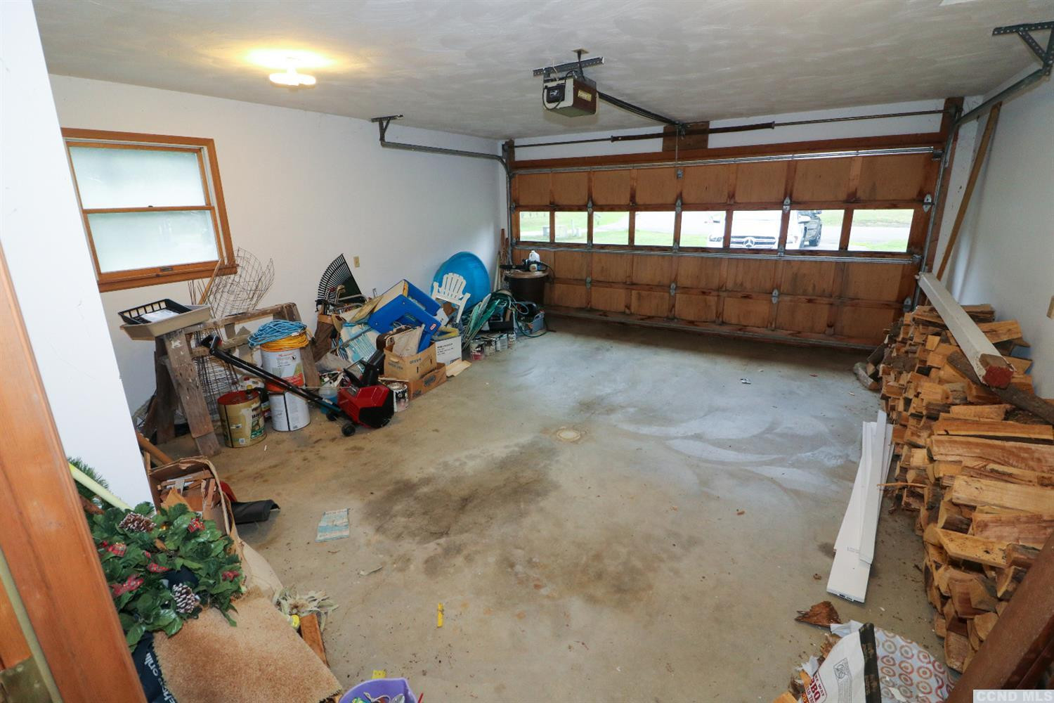 33 Viewmont Road Copake, NY 12516 - Photo 11 of 26 a view of a room with gym equipment