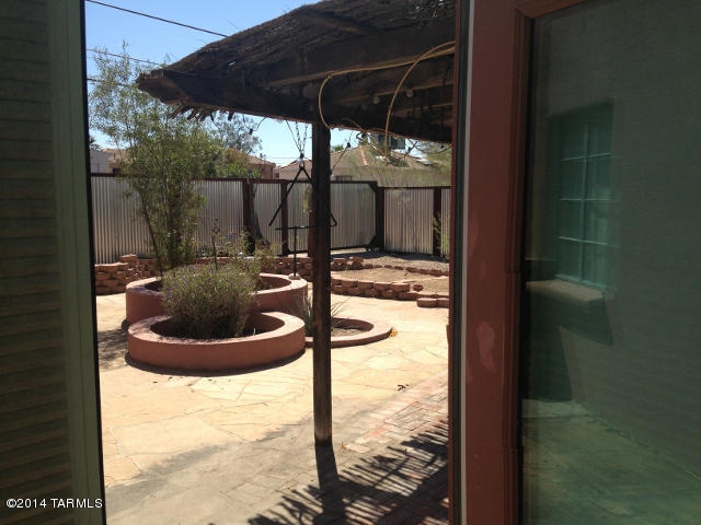 2130 East Spring Street Tucson, AZ 85719 - Photo 9 of 12