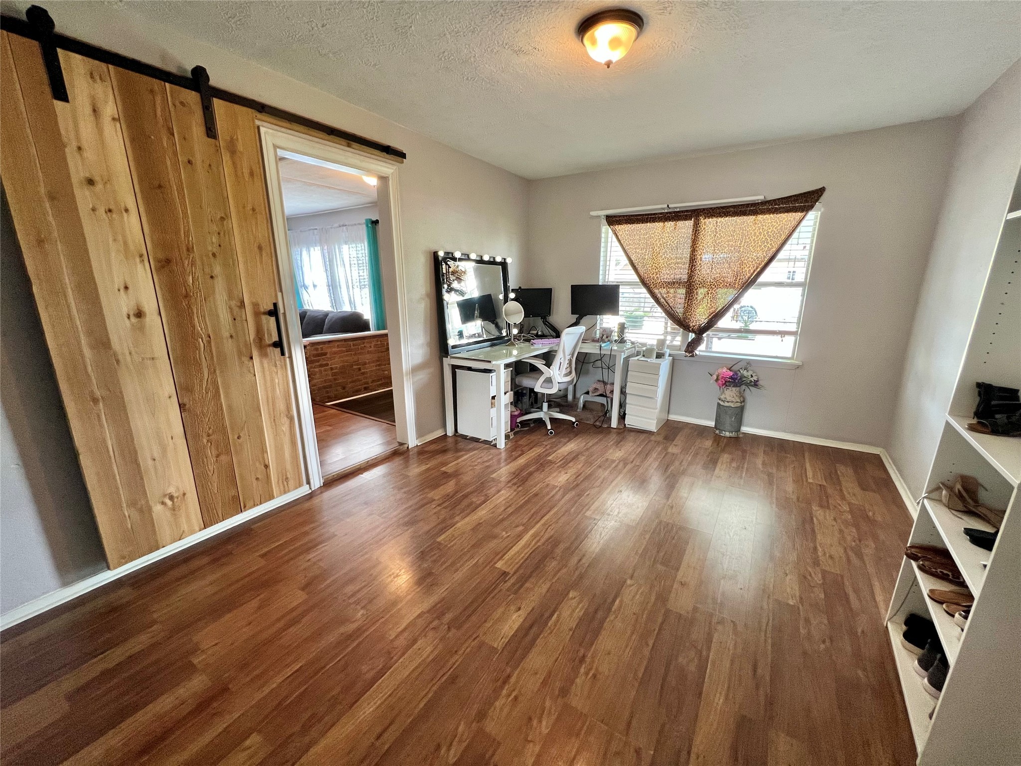 917 Ridgecrest Street Angleton, TX 77515 - Photo 11 of 38