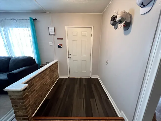 $219,900 | 917 Ridgecrest Street, Angleton, TX 77515