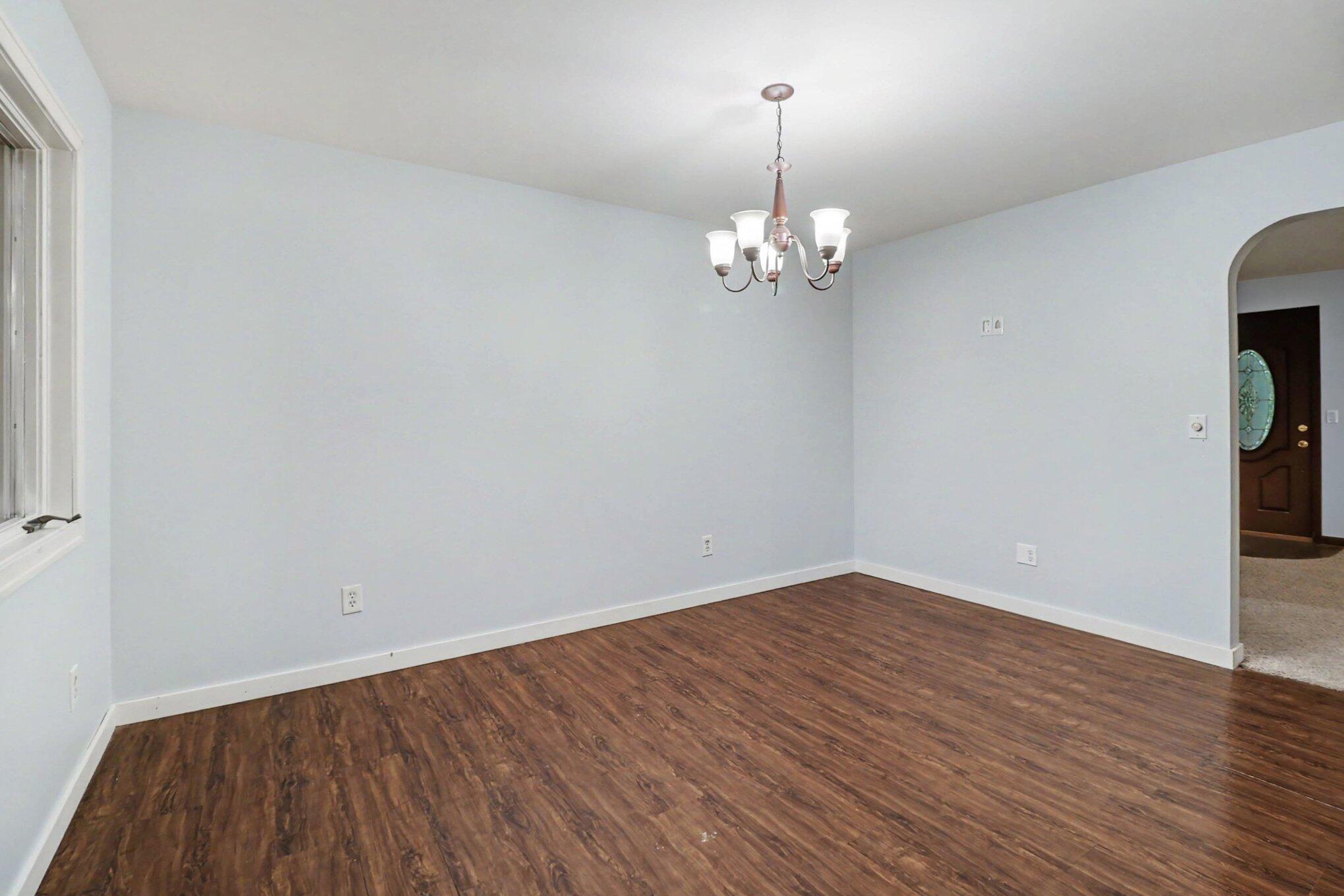 4890 West Kinney Road Ludington, MI 49431 - Photo 11 of 31 Dining