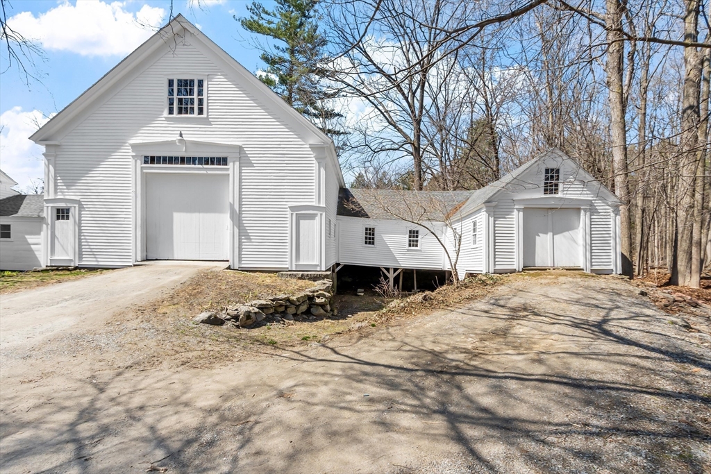 1 Whitney Road Shirley, MA 01464 - Photo 6 of 42