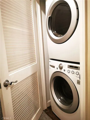 $3,100 | 28 North 3rd Street, Unit B208, Alhambra, CA 91801