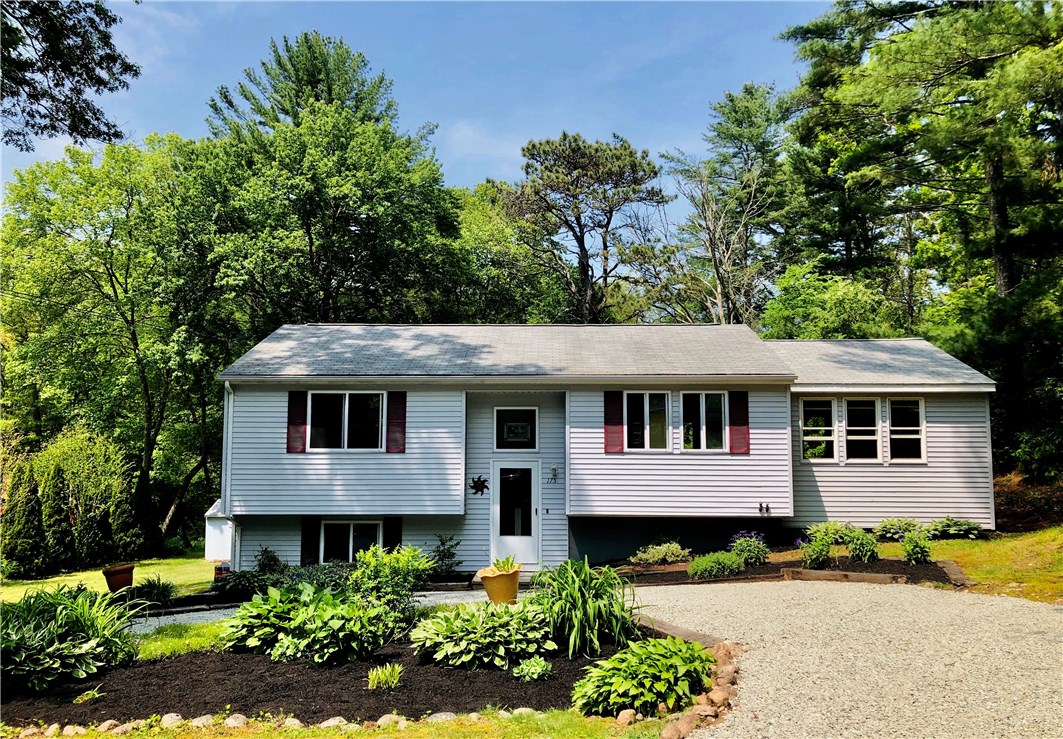 175 Scapa Flow Road Charlestown, RI 02813 - Photo 3 of 10