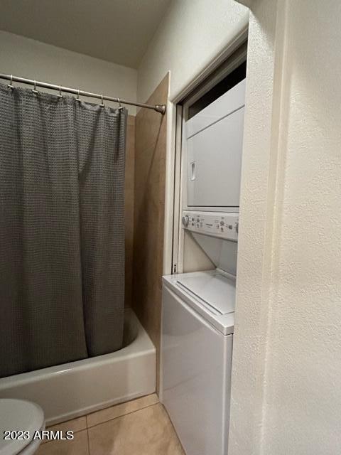 1125 East Broadway Road, Unit 212 Tempe, AZ 85282 - Photo 16 of 42 Hall Bath with full size stack washer-dr