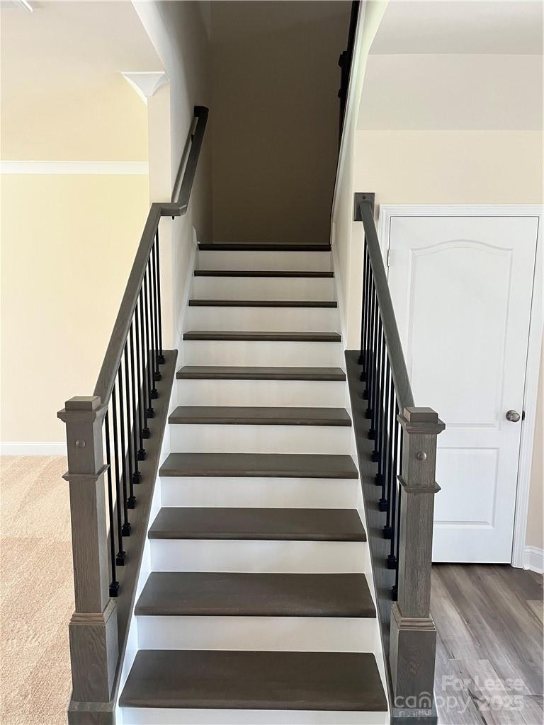 11506 Oakhampton Way Matthews, NC 28105 - Photo 7 of 27 a view of entryway