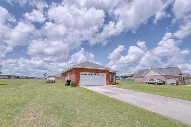 25887 Rambo Lane Elberta, AL 36530 - Photo 5 of 27