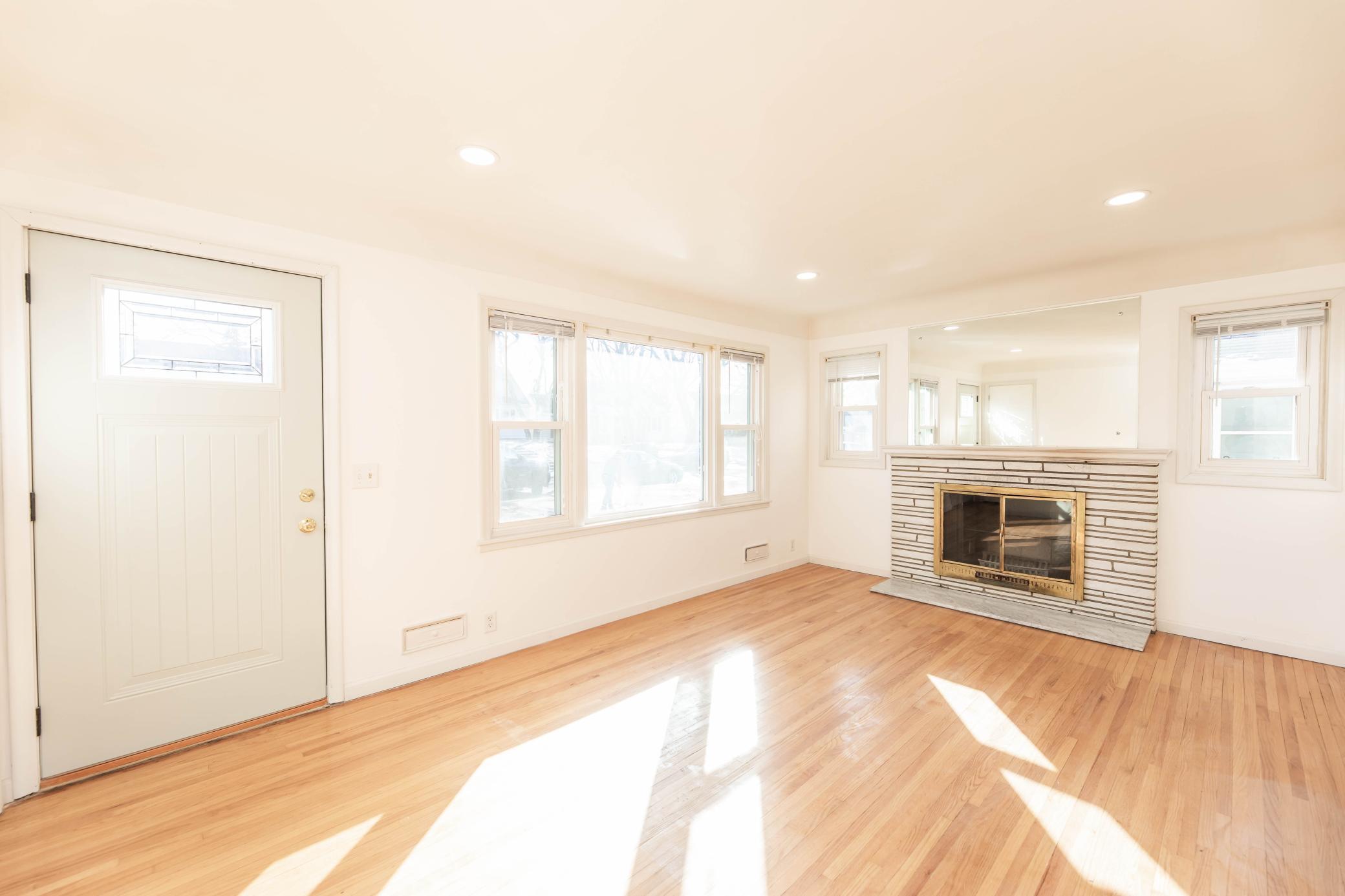 2139 Highland Place Columbia Heights, MN 55421 - Photo 11 of 42