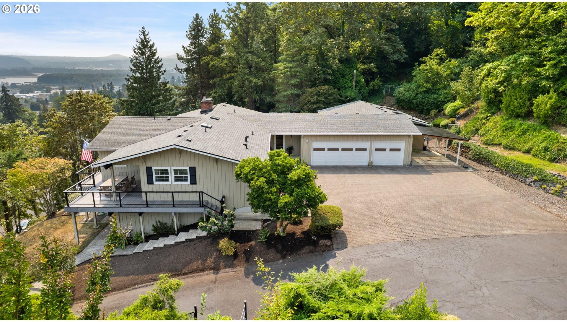 2105 Northwest Couch Street Camas, WA 98607 - Photo 5 of 40 Gallery Image 5